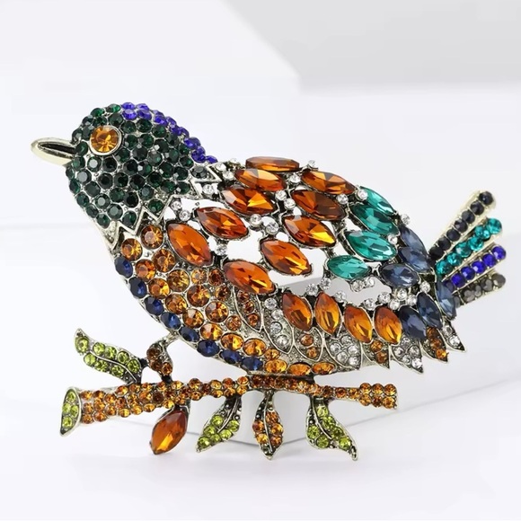 Robin Bird Crystal Elegant Multicolor Bird Brooch - Picture 2 of 8
